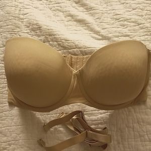 Cacique lightweight multi way strapless bra 40F